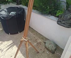 Artist Easel Windsor and Newton FREE to collect