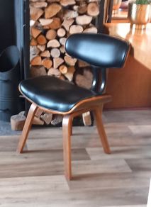 Lovely Eames Style dining chairs