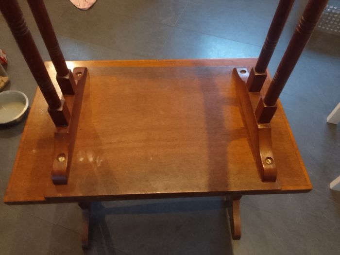 2 tables for sale
