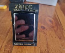 Chrome zippo