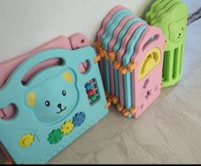 Play  pen