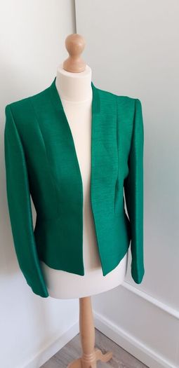 Beautiful New Unworn Jacques Vert Emerald Bolero