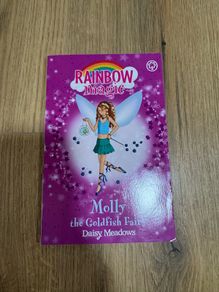 Rainbow Magic Molly the Goldfish Fairy by Daisy Meadows