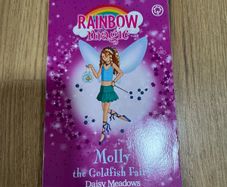 Rainbow Magic Molly the Goldfish Fairy by Daisy Meadows