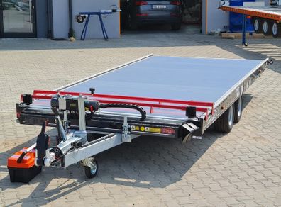 Tilt bed car transporter