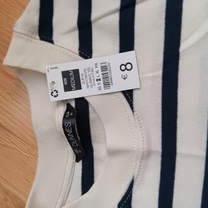 Dunnes Tee shirt