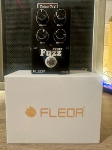 FLEOR Fuzz pedal
