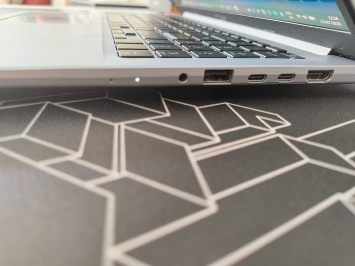 ASUS Vivobook S 15 Laptop - Intel Core i5 12th gen