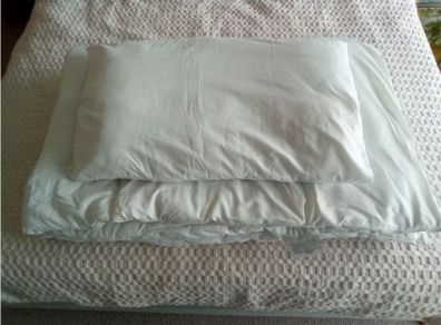 13.5 tog Single Duvet & Pillow