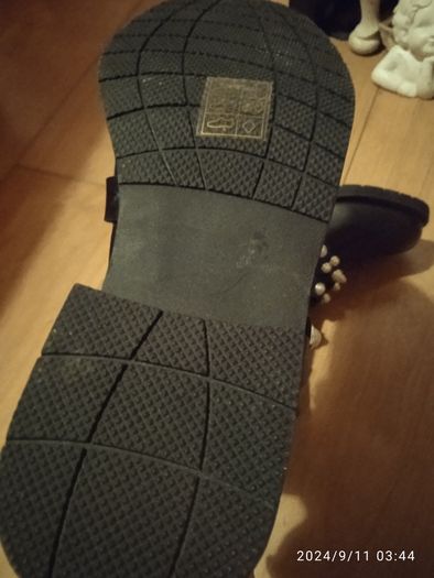 Womens boots
