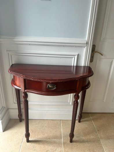 Hall table