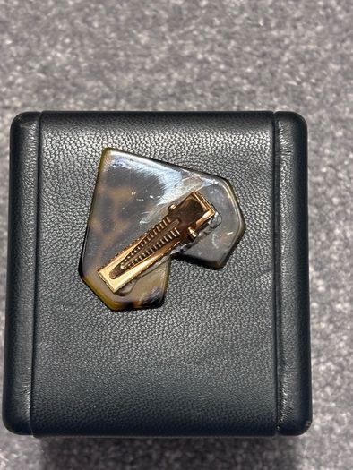Hair clips