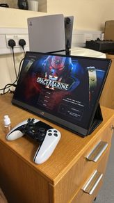ASUS Rog Strix XG17AHPE 17.3" portable Gaming Monitor