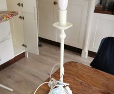 Table locker lamp stand