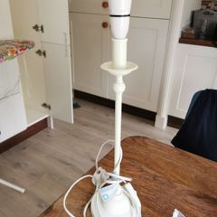 Table locker lamp stand