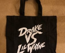 Drake Vs Lil Wayne - Tote Bag