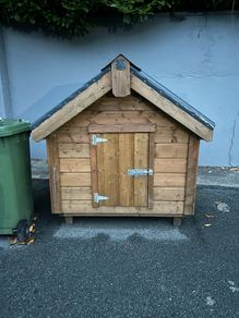 Dog kennel
