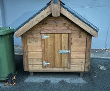 Dog kennel