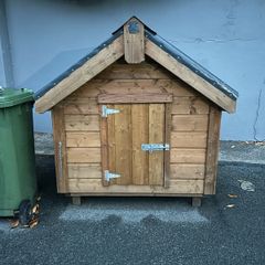 Dog kennel