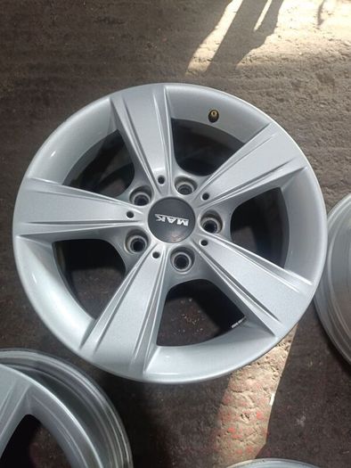 Bmw Alloy wheels 16 inch full set