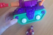 Imaginext Joker tank and character