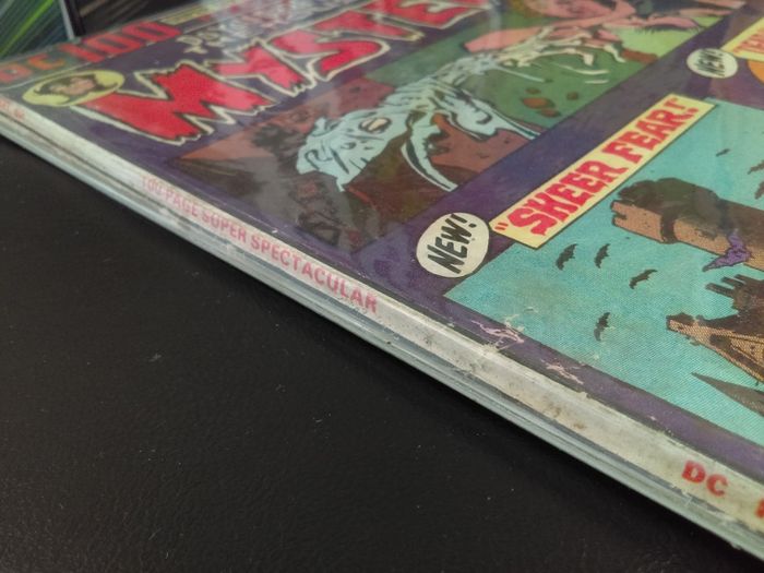 House Of Mystery ! Issue #224 ! Bronze Age Horror Comic from 1974 !  Current value of NM 90.00 Dollars !!