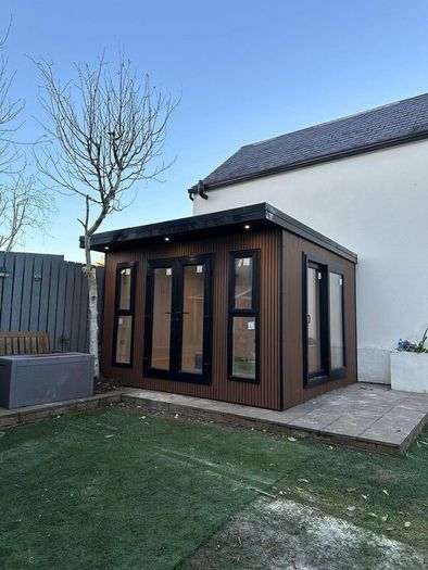 Composite garden room