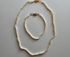 Vintage Rice Freshwater Pearl Jewellery Set