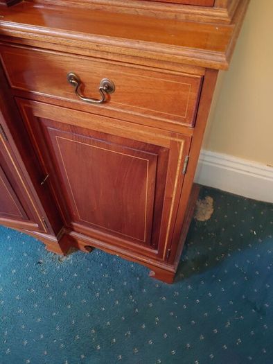 Rossmore solid mahogany breakfront cabinet