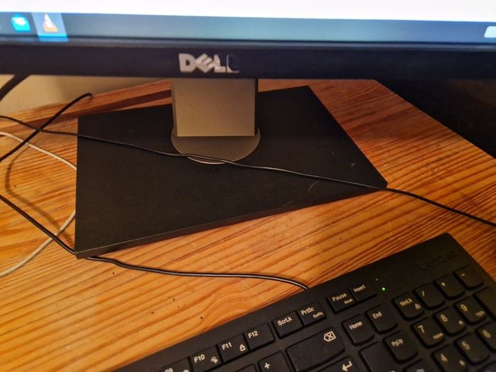 Dell i5 Desktop, 8GB Ram, DELL Monitor,