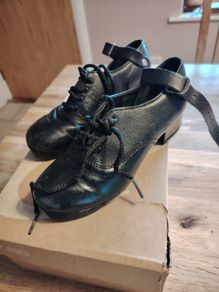 Irish dancing hard shoes, size 1