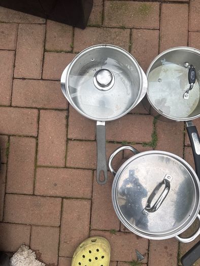 pots