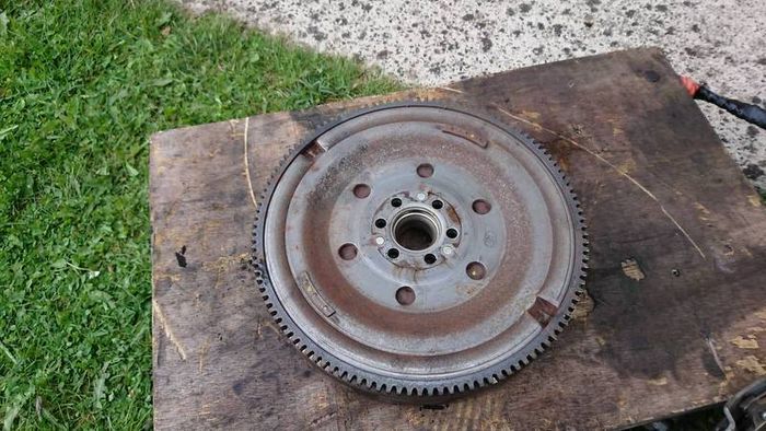 Audi a6 c6 2.0tdi BLB BRE BRD 6 speed manual flywheel audi a4 skoda superb parts breaking clutch kit sump