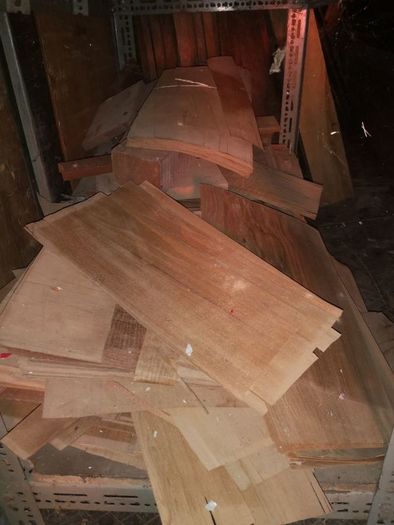 Teak vineer