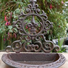 Antique Victorian cast iron wall mounted bird bath bird feeder