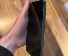 iPhone 13 128GB 85% Battery Health