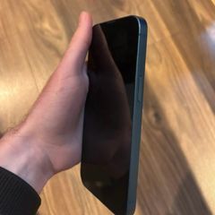 iPhone 13 128GB 85% Battery Health