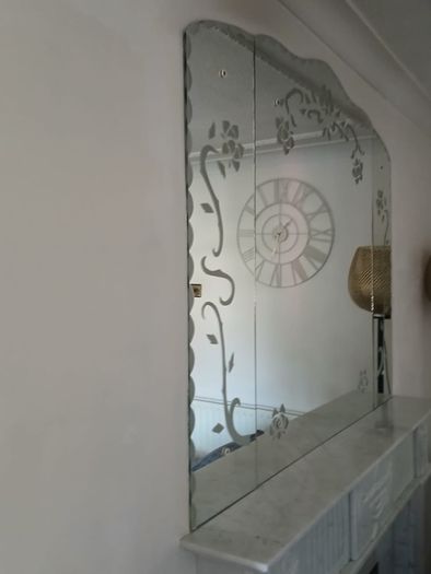 mirror