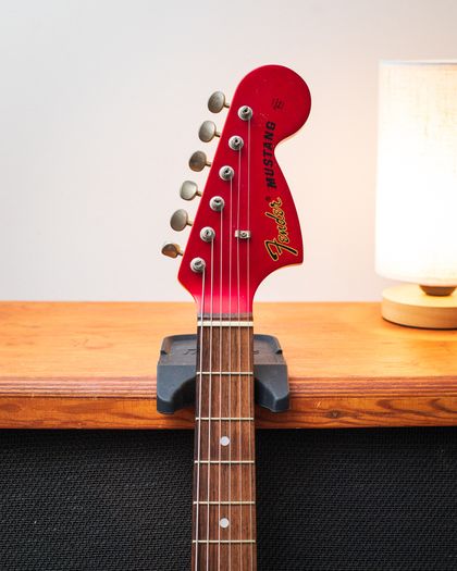 Fender Mustang MG69/MH 2012 - Candy Apple Red