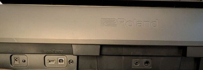 Roland FP-10 Digital Piano