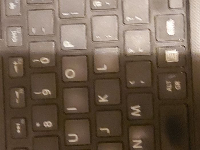 Toshiba Satellite C50-B-14D, Intel Celeron CPU N2830 2.1GHz, 4GB Ramm, 500GB HDD, Windows 10, Microsoft Edge, Chrome