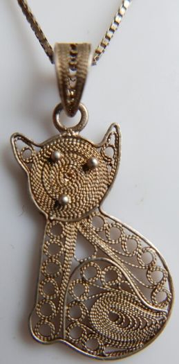 Vintage Sterling Silver 925 Cat Pendant and Sterling Chain length 16" - 2,95g