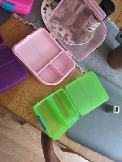 Lunch boxes