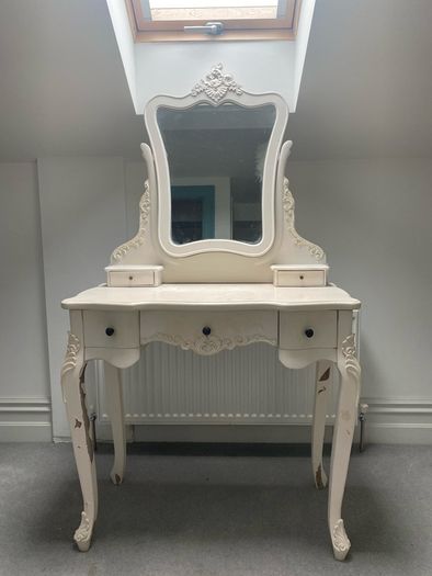 Antique Style dressing table
