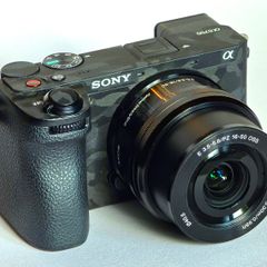 Sony A6700 With 16-50 PZ OSS lens