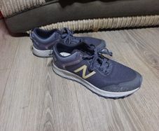 New Balance arishi foam runners