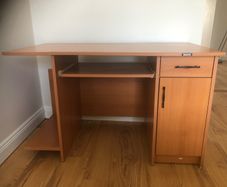 desk free urgent pick up
