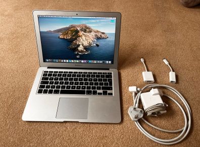 Macbook Air 13" (mid-2012) 4gb Ram For Parts Or Repair