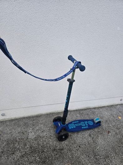 Scooter Maxi Micro 3 wheel Foldable LED