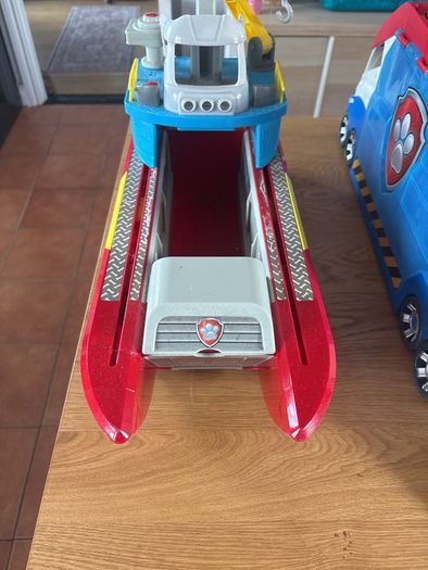 paw patrol boat and bus